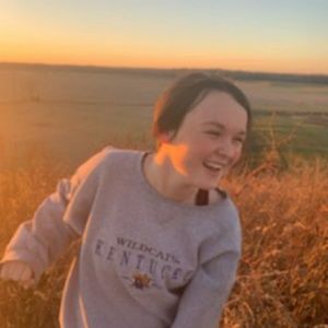 Meet your Posher, Dana